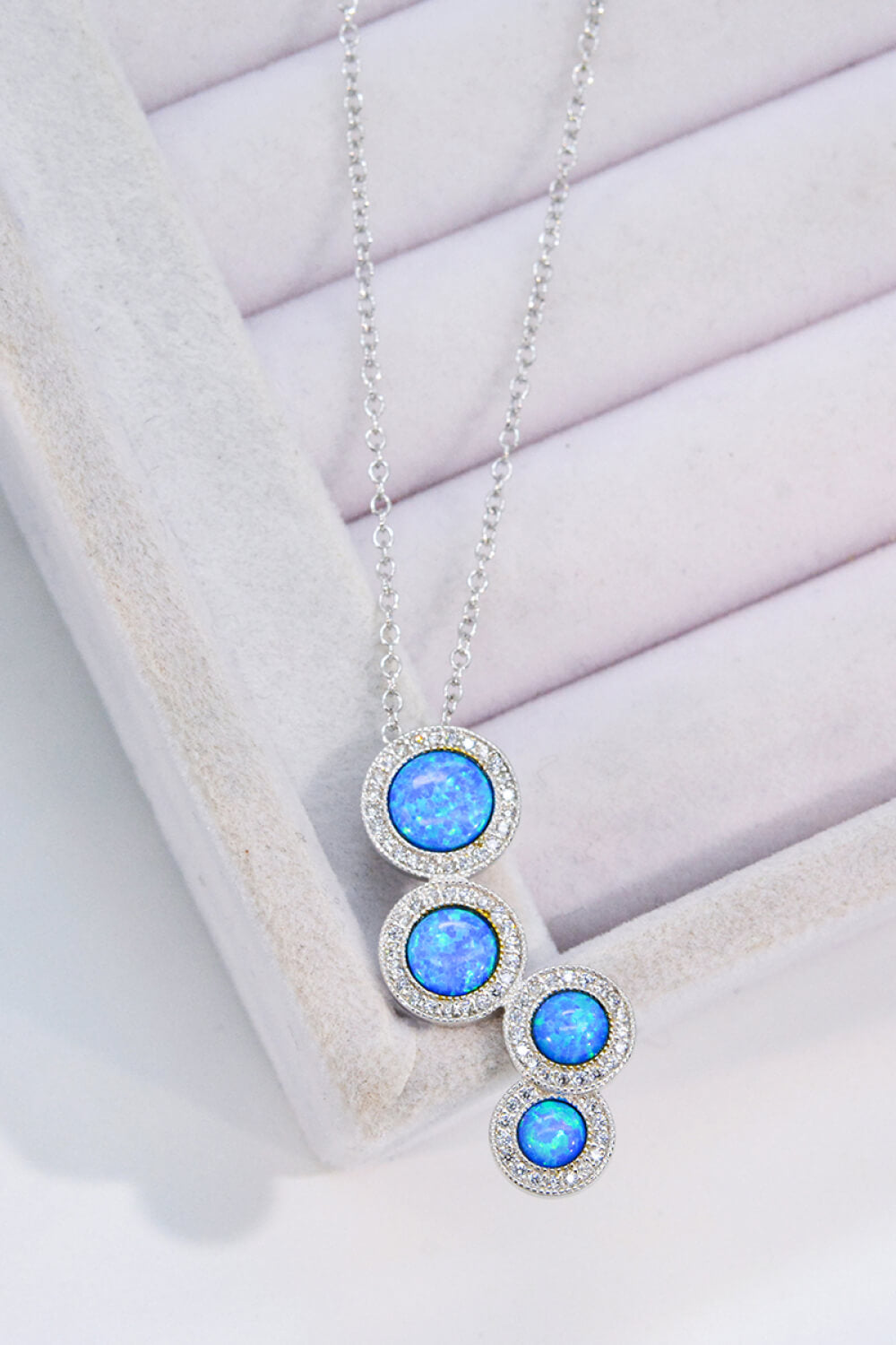 Opal Round Pendant Chain-Link Necklace